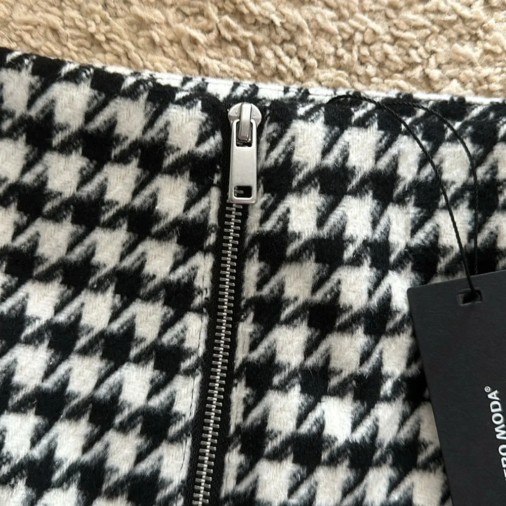 Vero Moda Houndstooth Skirt - XS